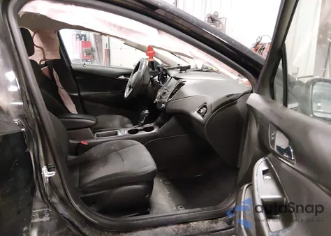 2017 Chevrolet Cruze Lt Auto z USA, uszkodzony, nr VIN 1G1BE5SM9H7170957